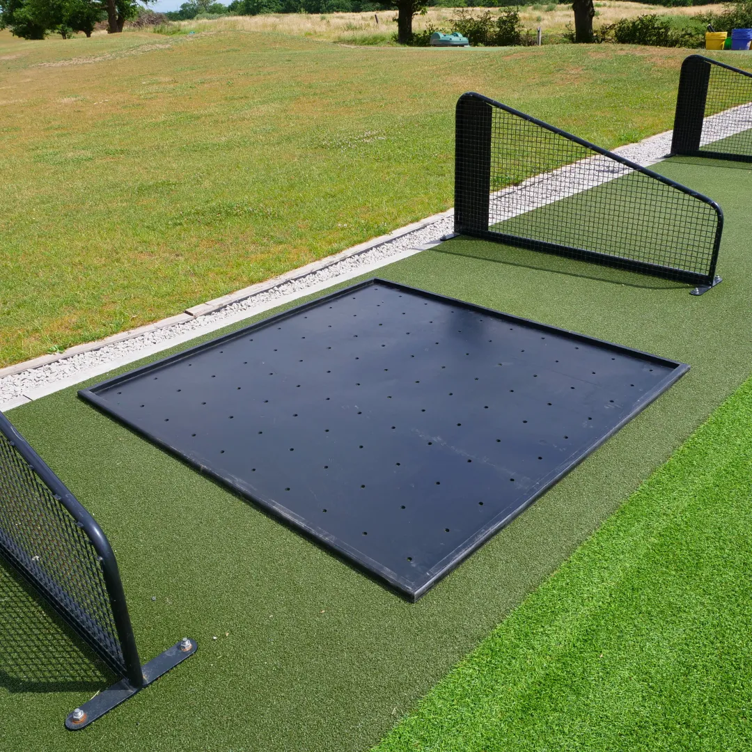 GolfBays Rubber Base For 1.5 x 1.5 Golf Mat (5'9 x 5'9)