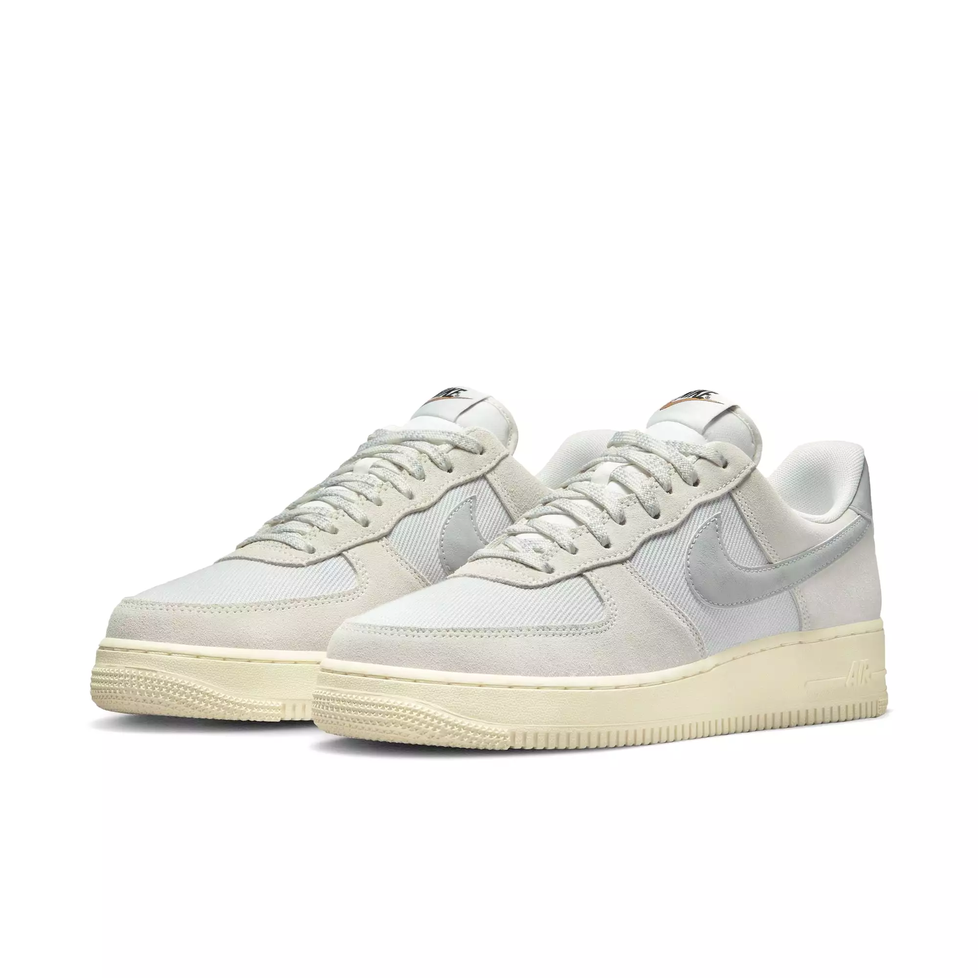 Nike Air Force 1 '07 LV8