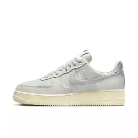 Nike Air Force 1 '07 LV8