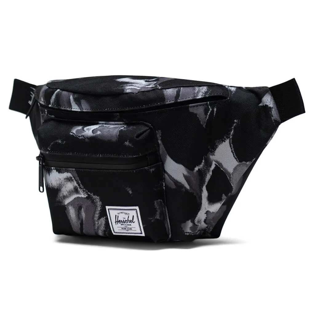 Seventeen Hip Pack - Dye Wash Black