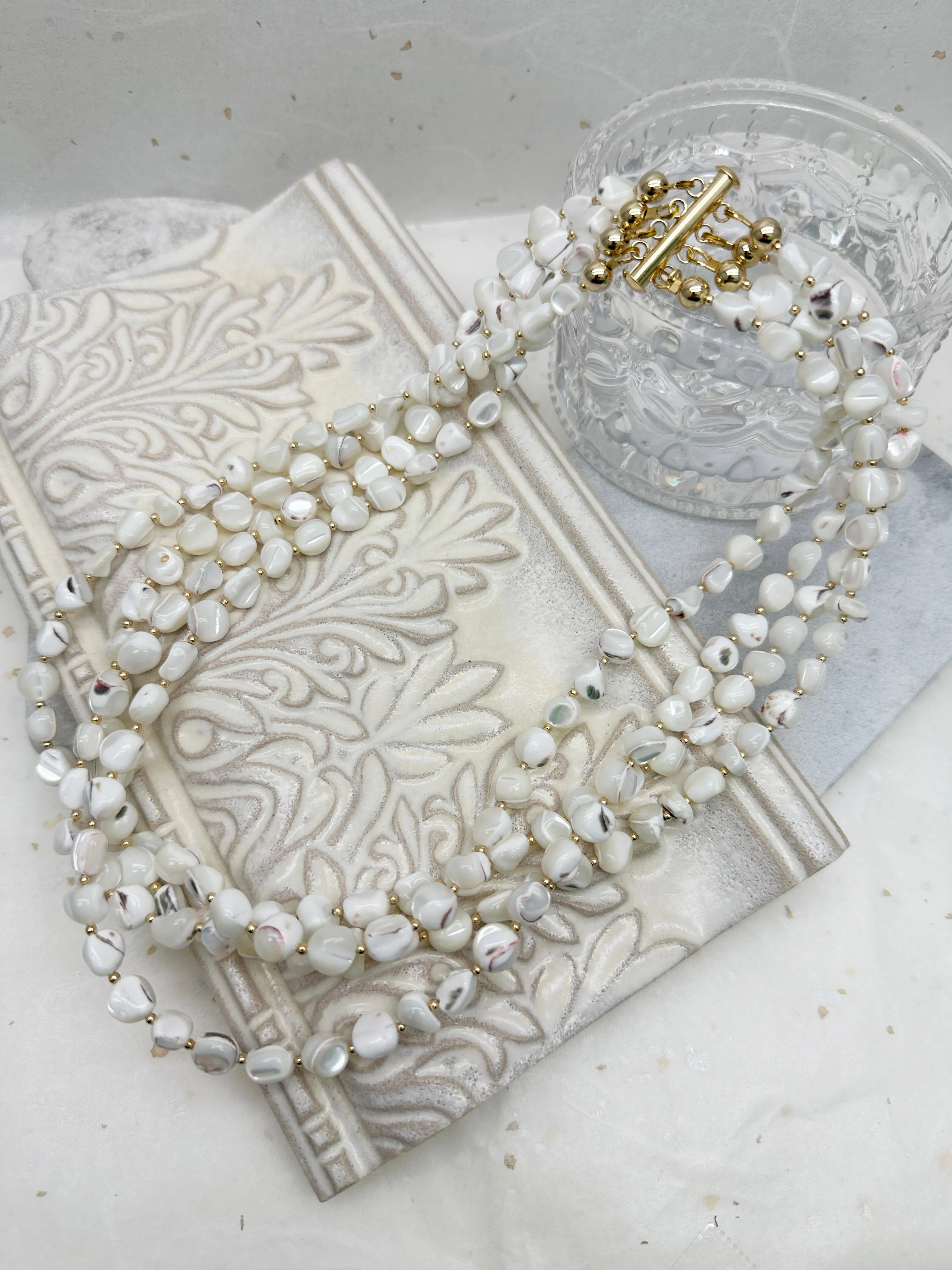 Stunning White Irregular Shells Multi-Layers Necklace LN056